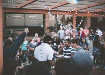Bandas tributo para cumpleaños especiales en Valencia