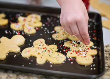 Decoraciones, manualidades y más: Actividades navideñas para estimular la creatividad